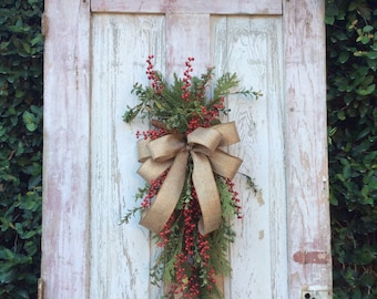 Berry Swag, Red Door swag, Christmas Swag, Winter Swag, Back door Wreath, Christmas Door Swag, Christmas Berry Wreath, Christmas Berry Swag