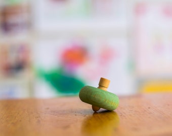 Wooden spin top, wooden top by l'Atelier Cheval de Bois