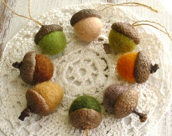Acorn ornaments Felted wool acorns Natural colored Set of 8 Rustic decorations Christmas home decoration