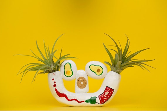 AVOCADO SIRRACHA BAGEL smiley
