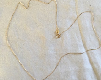 Vintage 10k Solid Gold with Diamond Heart Pendant and Necklace (Chain) - 18"