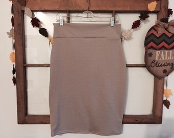 tan pencil skirt