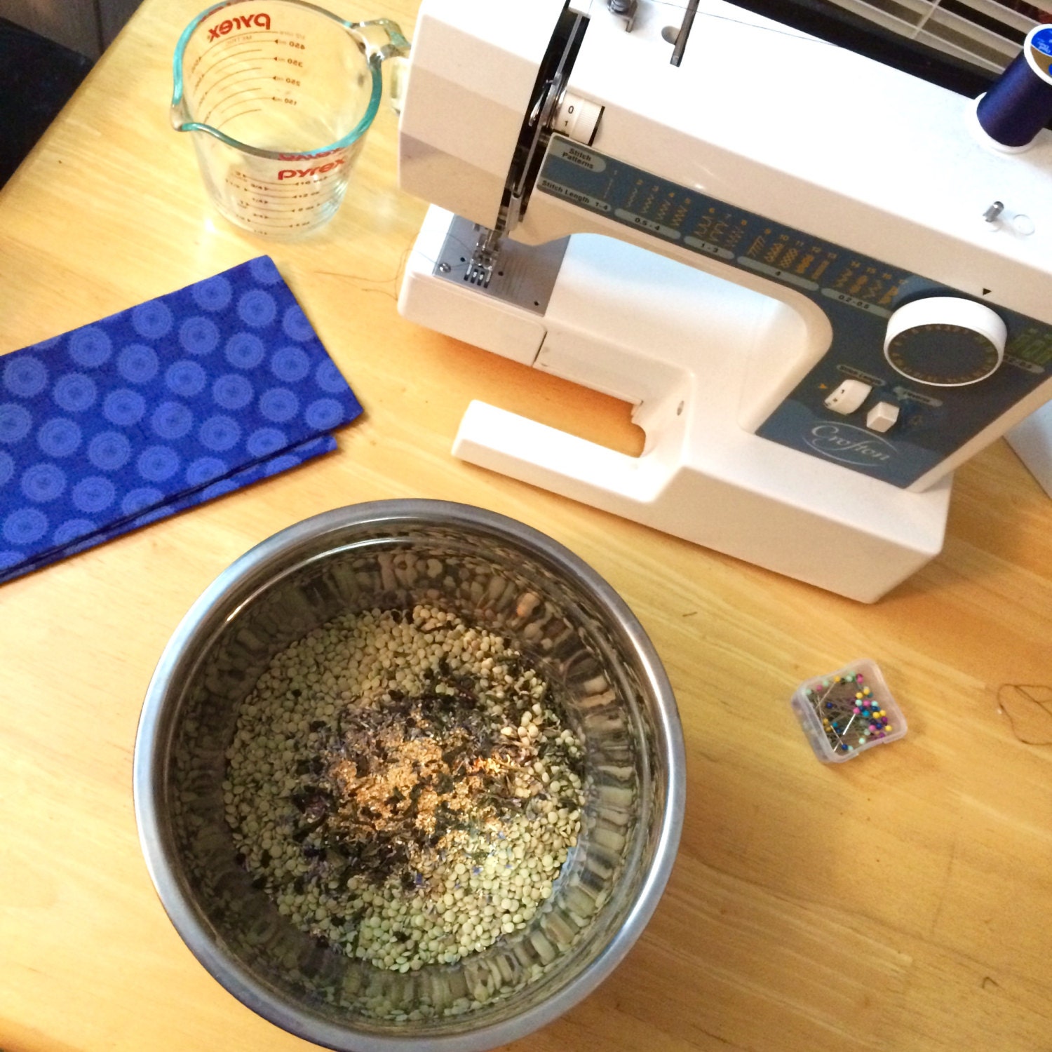 Hot and Cold Packs / BABs / Herbal Aromatherapy / by Four6Twelve