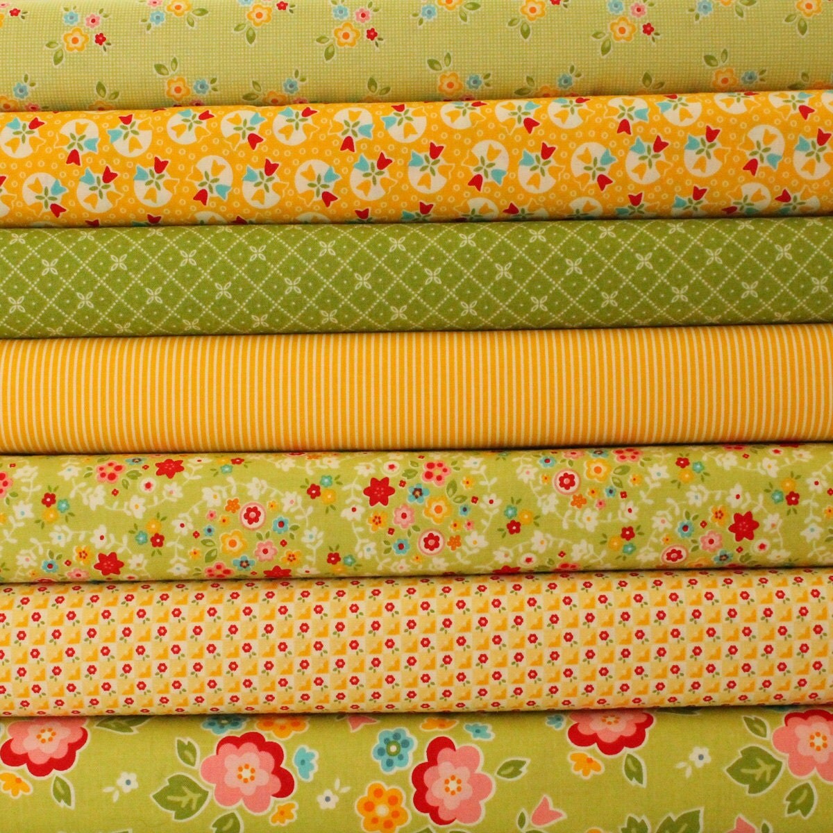 Fabric Bundle Bloom and Bliss by Riley Blake 7x Fat Quarters