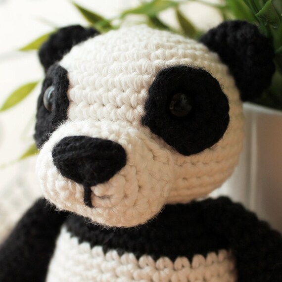 Panda - Animalius. Amigurumi Pattern PDF.