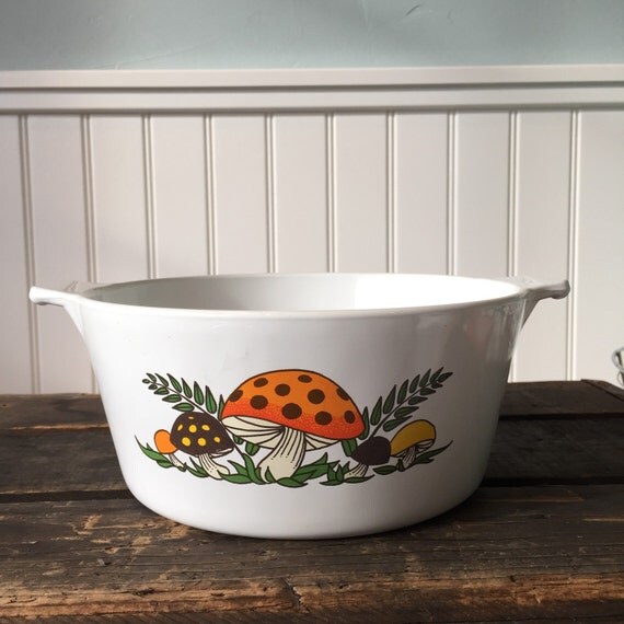 1970's Corningware Merry Mushroom pot retro bakeware