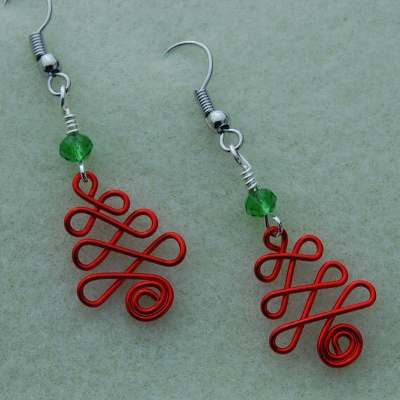 red wire wrapped christmas tree earrings by bayoubijouxjewelry red wire wrapped christmas tree earrings by bayoubijouxjewelry