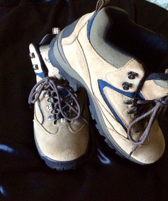 columbia mission creek women's boots