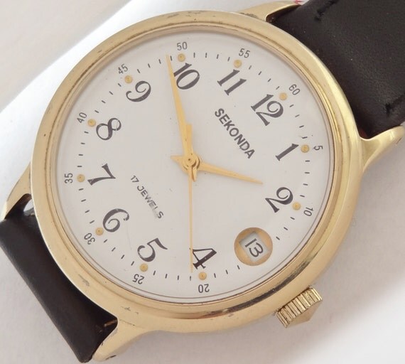 17 Jewels Made in USSR Sekonda wind up men's vintage