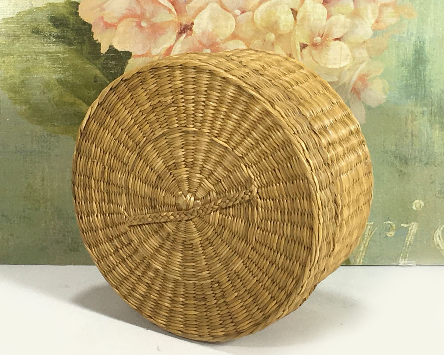 Small Vintage Woven Grass Basket with Lid Natural by MysticLily