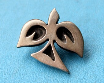 R TENNESMED Brooch Sweden Bird Dove Brooch Pin Pewter Signed Modernist Vintage