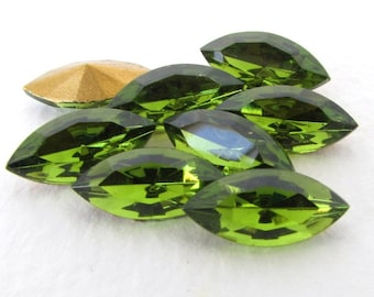 Vintage Glass Rhinestone Jewel Navette Olivine Green Czech 15x7mm rhs0583 (8)