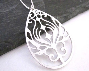 Silver Teardrop Necklace -- Metal Drop Necklace -- Filigree Teardrop Pendant Necklace -- Silver Layering Necklace -- Gift Box Included