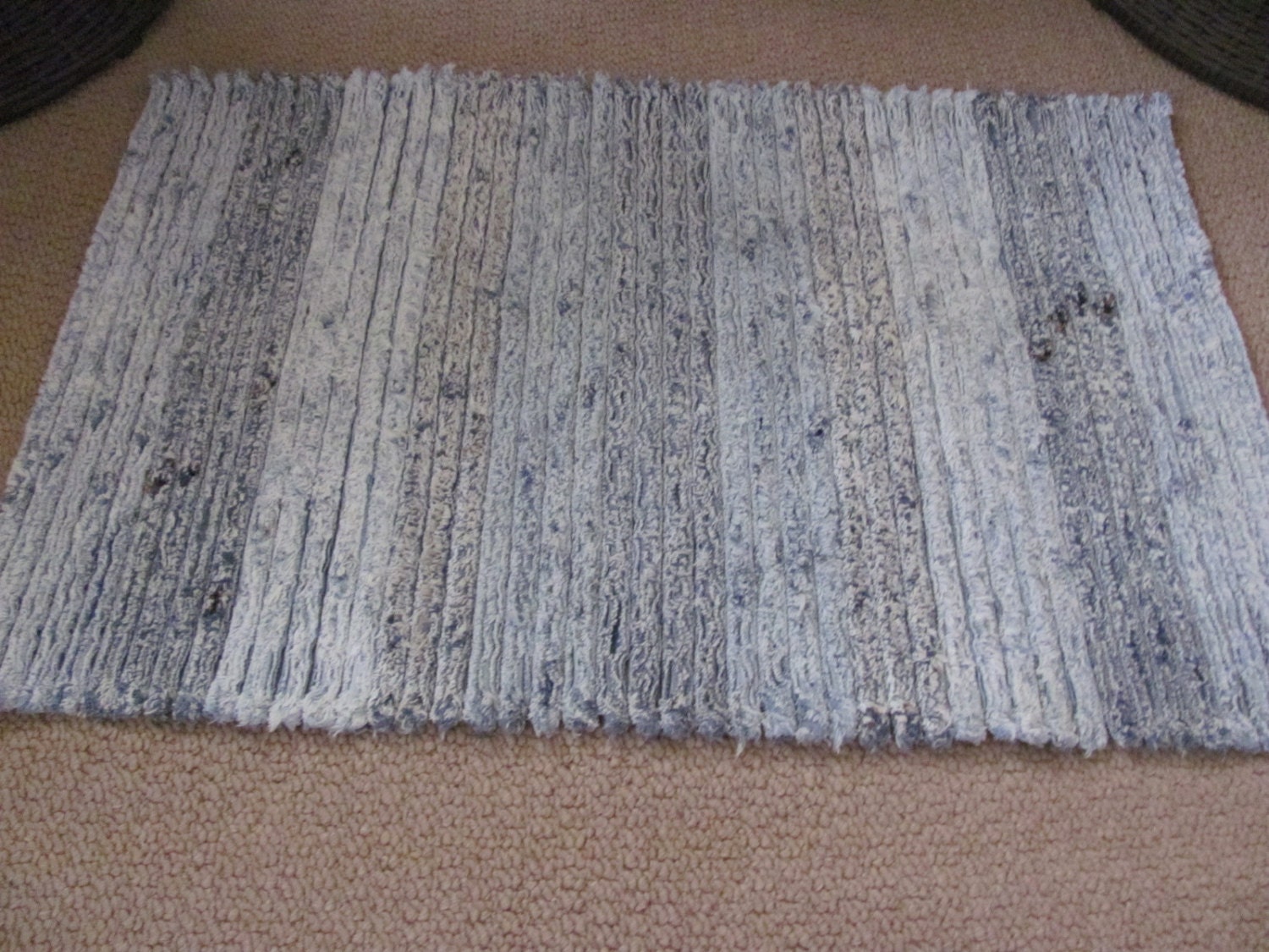 SUPER SOFT Denim Chenille throw rug /24 x 34 / blue jean rug