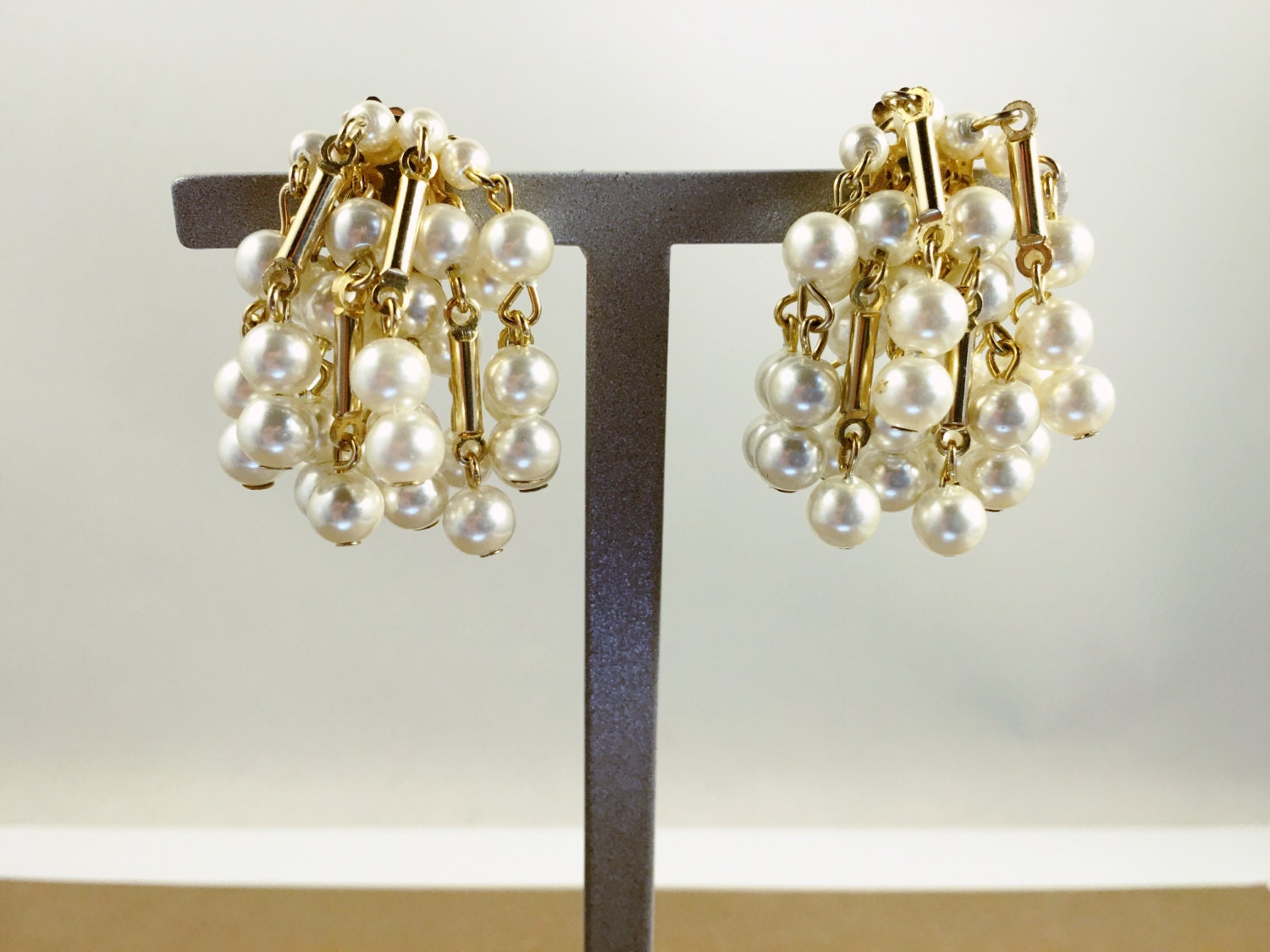 FAUX PEARL EARRINGS Lisner Earrings Clip On Vintage