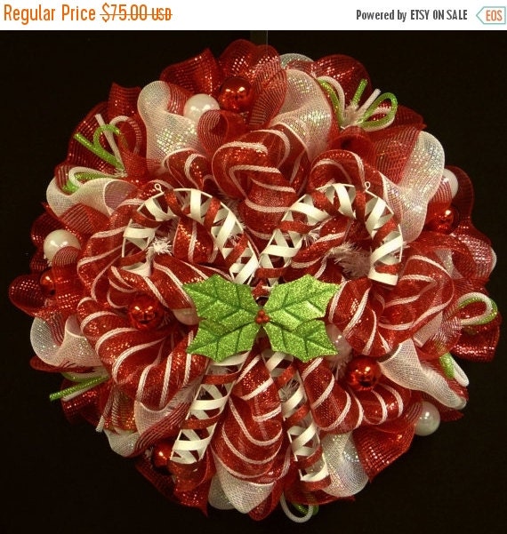 HOLIDAY SALE Christmas in July, Candy Cane Wreath, Christmas Wreath, Red White Wreaths, Poly Mesh Wreaths, Mesh Wreaths - Item 1140