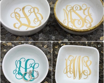 Monogrammed ring dish, jewlery holder, bridesmaids gift, valentines gift