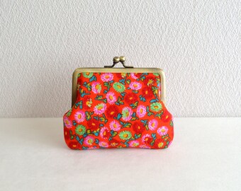 Retro floral coin purse - red, frame purse, clasp purse