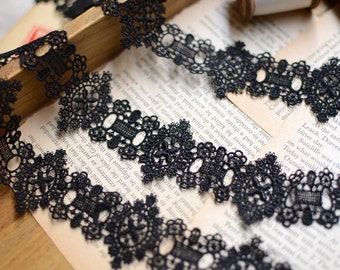 Black Lace Trim- 1.5 Yards Black Flower Lace Trim (L686)