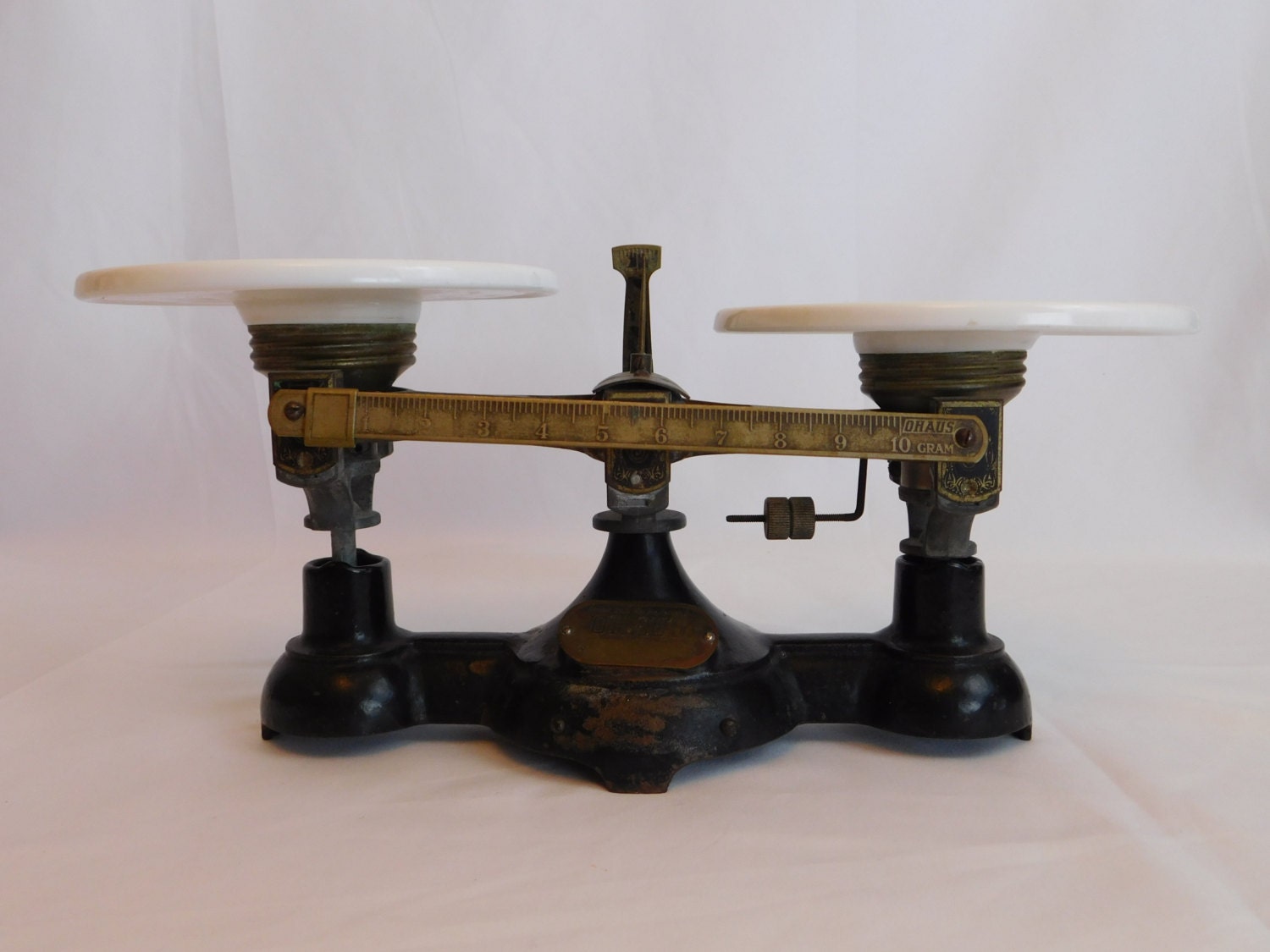 Antique Ohaus Apothecary Pharmaceutical Scale Balance Scale