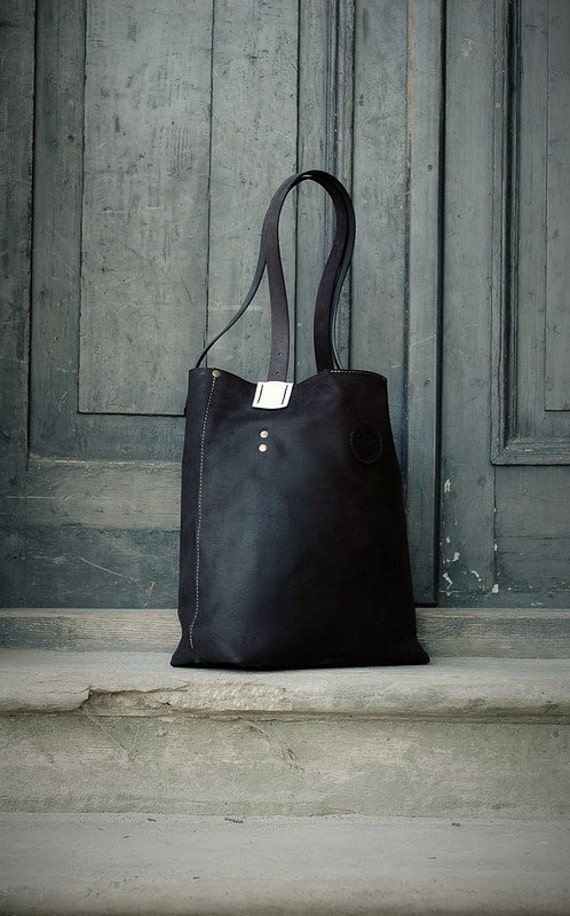 Black oversized handmade leather bag vintage hobo style Zuza
