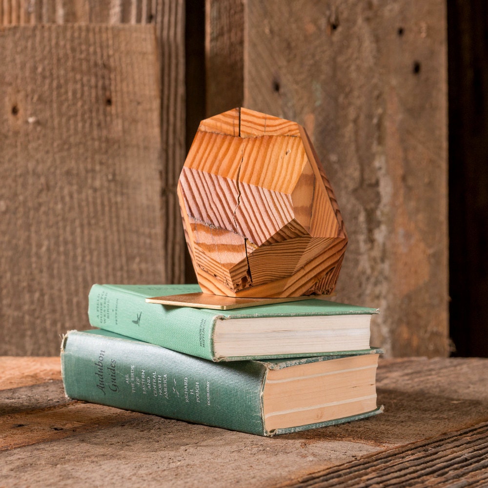 Brossé bois serre livres laiton recyclée par wearemfeo sur etsy