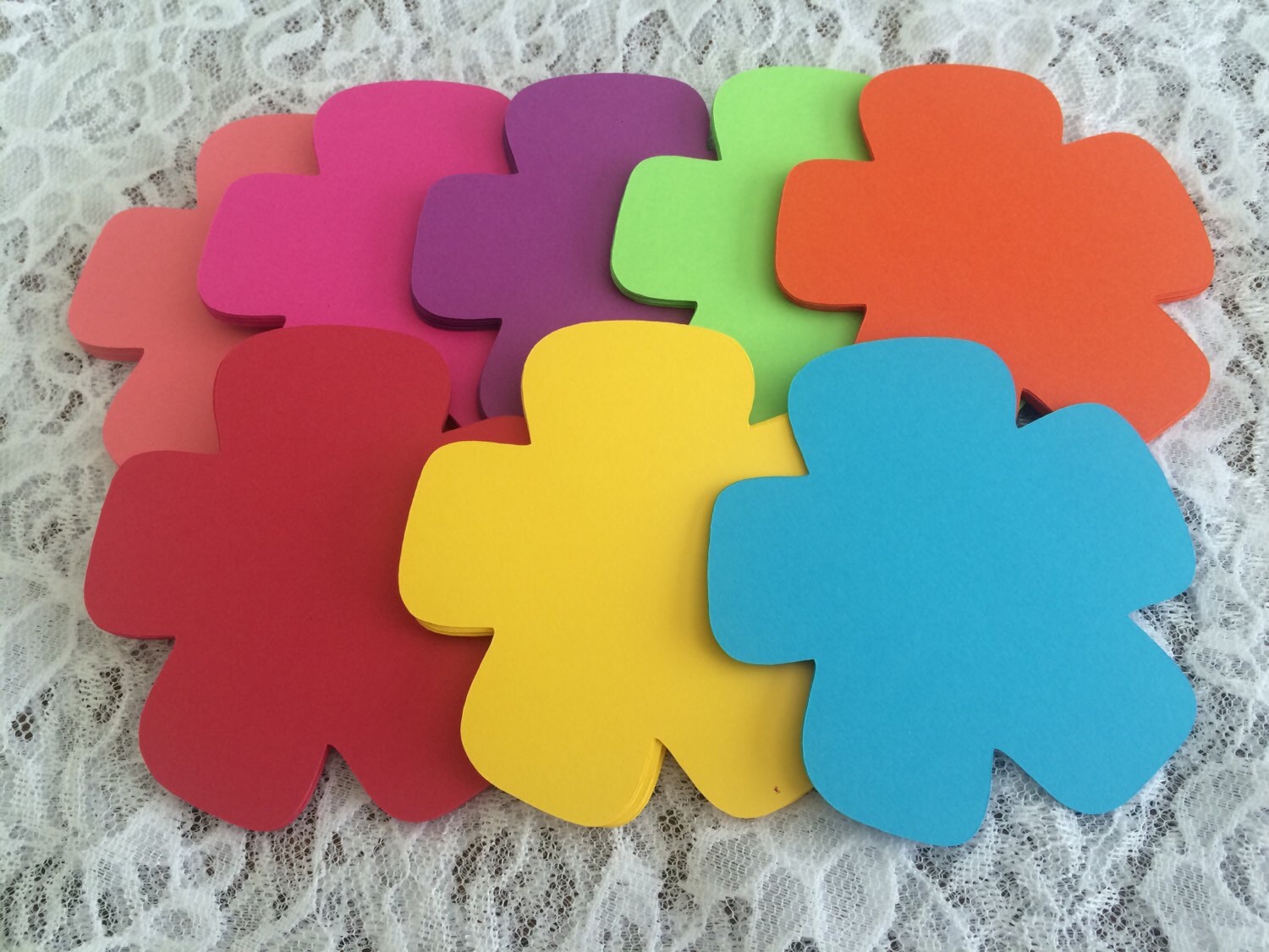 Paper Flowers Large Die Cut Hawaiian Luau by EllieMarieDesigns