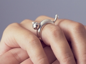 Cat ring (sterling silver)