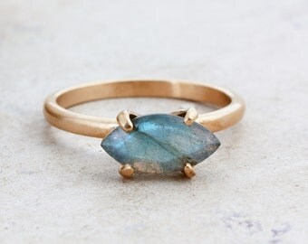SUMMER SALE - Rose gold ring,labradorite ring,Marquise ring,gemstone ring,marquise stone ring,stacking ring,rose gold stack ring