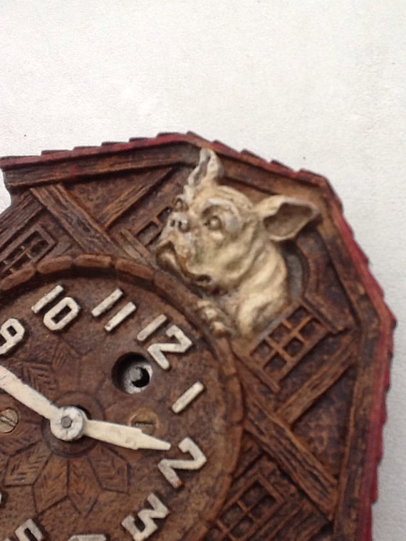 Antique Keebler Cuckoo clock with bull dog