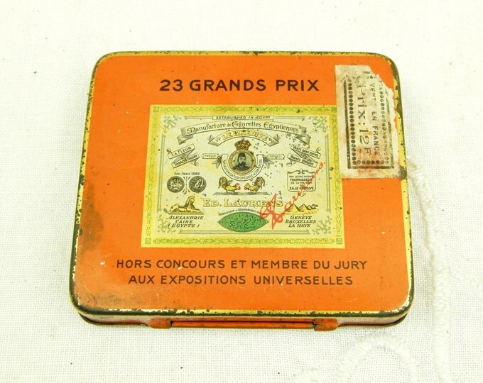 Antique French Cigarette Tin Prince de Monaco / Vintage / Cottage Chic / Retro Vintage Home Interior / Brocante / Flea Market / Chateau Gold Antique French Cigarette Tin Prince de Monaco / Vintage / Cottage Chic / Retro Vintage Home Interior / Brocante / Flea Market / Chateau Gold