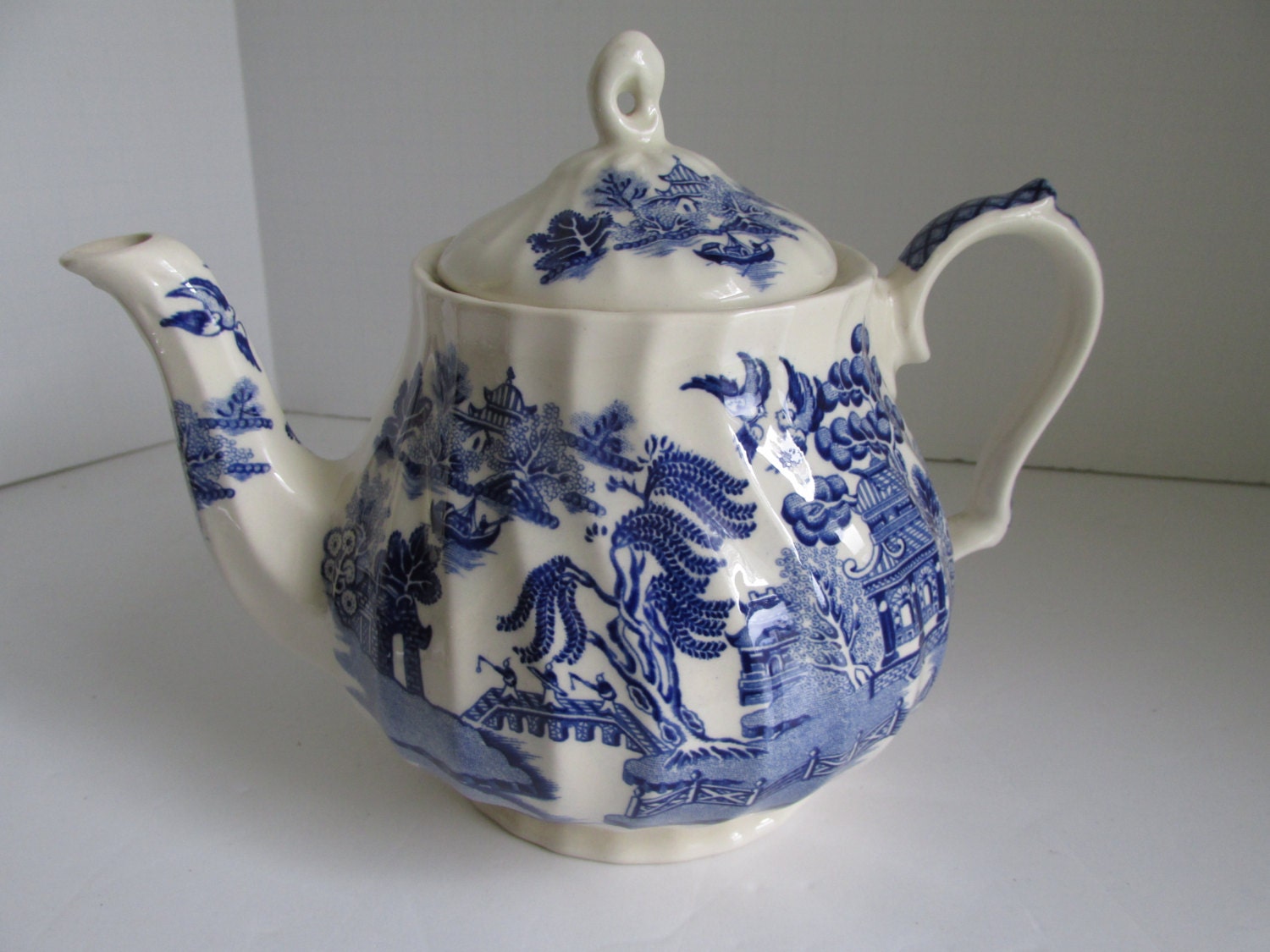 Sadler Blue Willow Teapot Large Antique English By ReVintageLannie