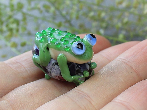 Lampwork Frog Bead Focal Bead Whimsical Green Frog
