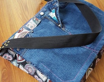 I Heart Blue Jeans Messenger Bag
