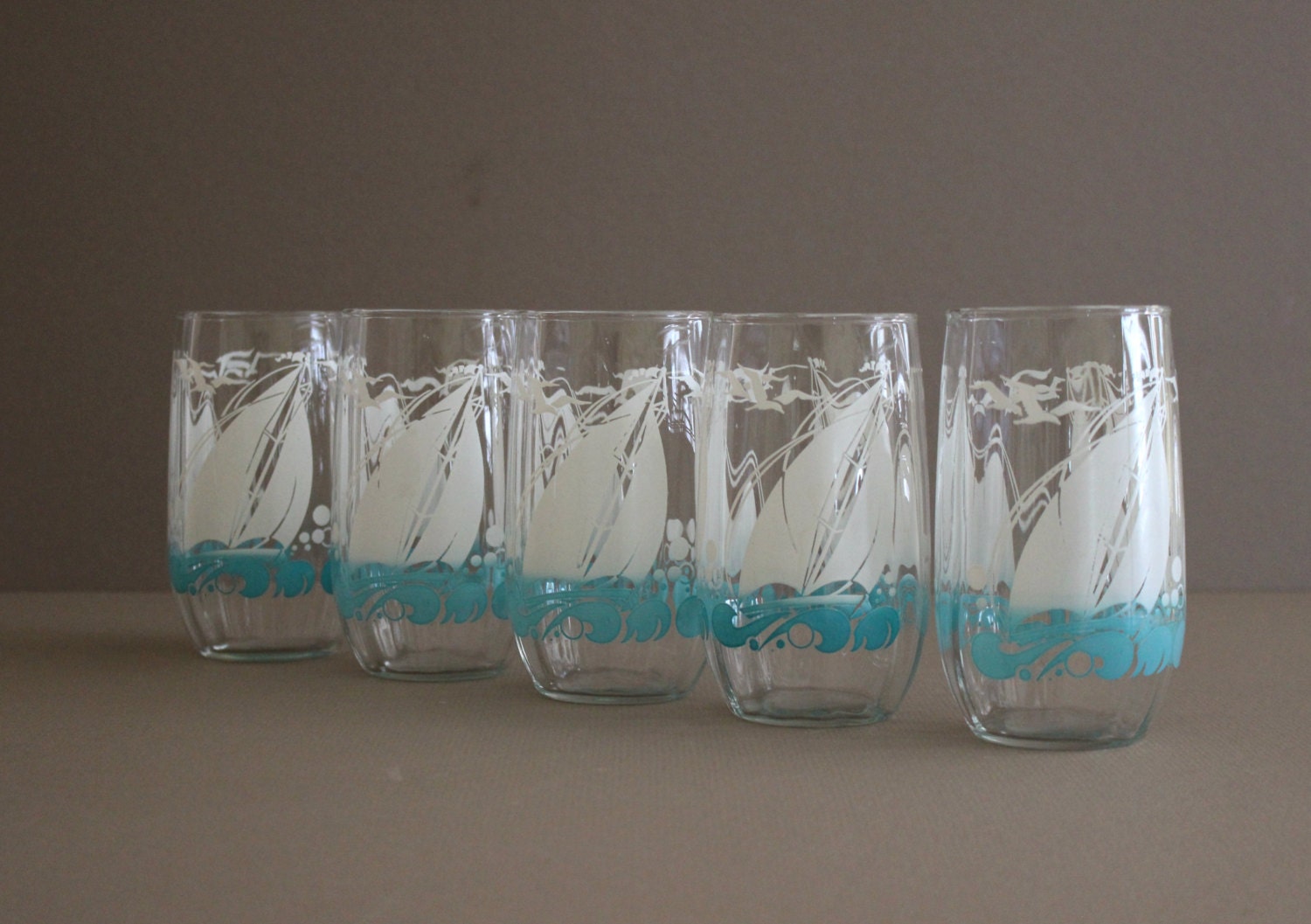 Vintage Set of 5 Sailboat Glass Tumblers Nautical Glass