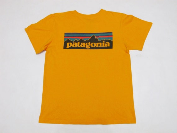 Patagonia Big Logo Hiking T Shirt Size Men Medium / Small S