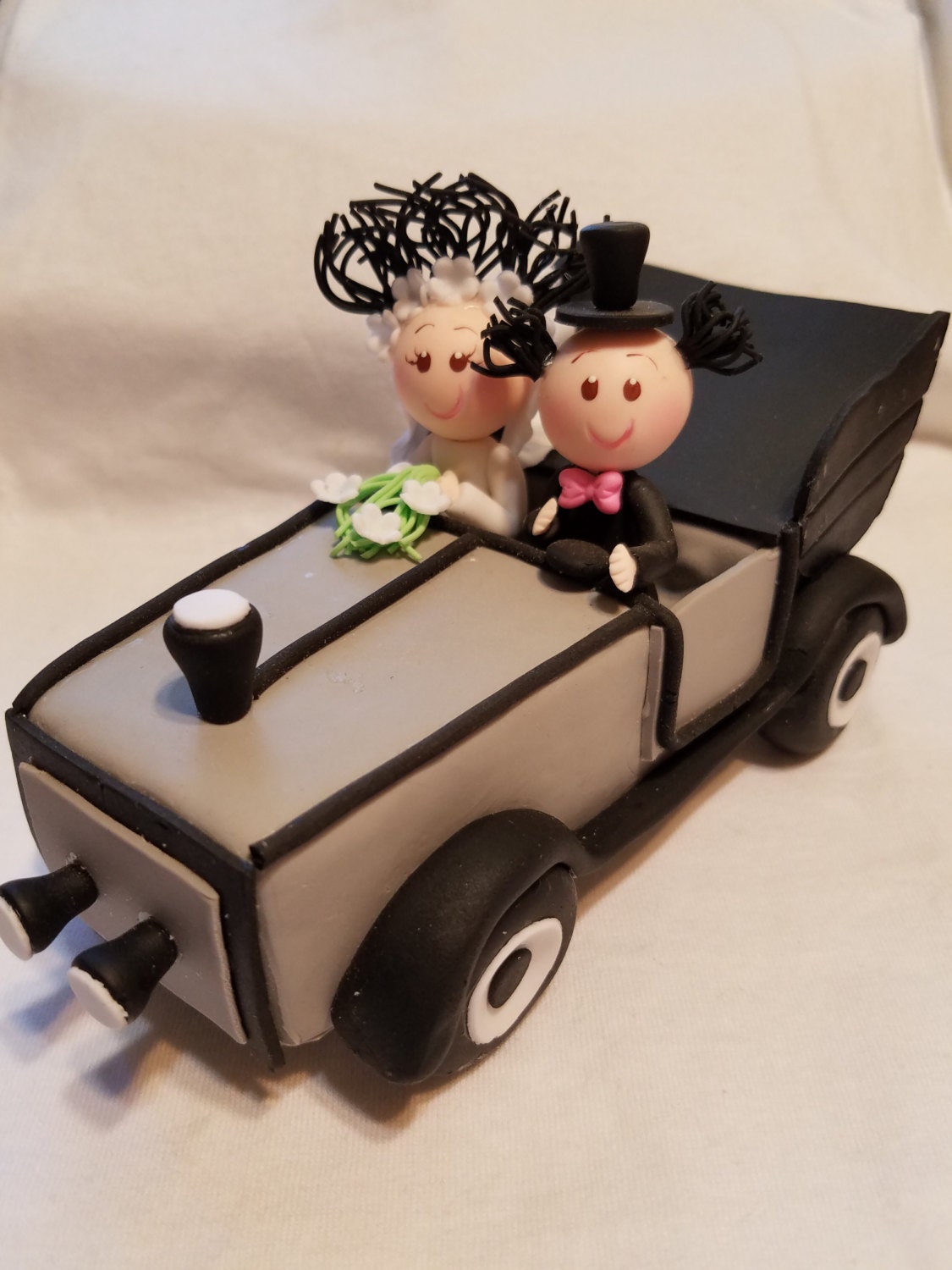 Wedding cake topper couple cake topper bride and groom cake