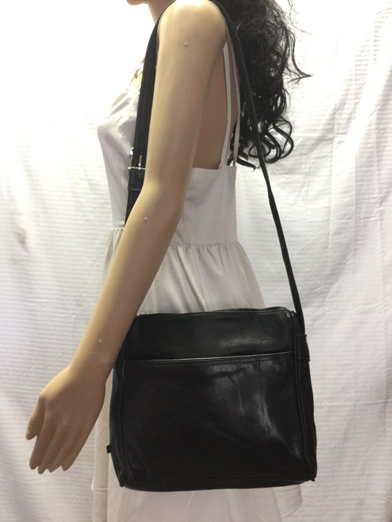 Tignanello Black Leather Purse Shoulder Bag Purse Bag