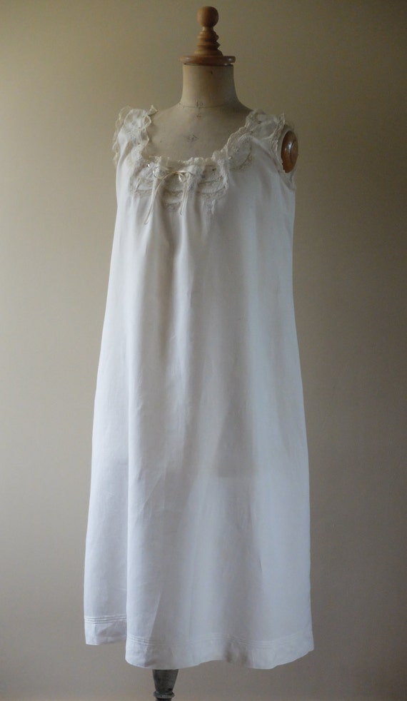 French lace trimmed ecru linen nightgown by FrenchModeVintique