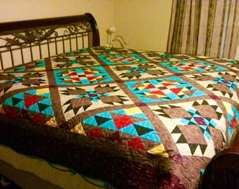 Southwest Quilt Pattern - Bear Paw / Indian / Native American quilt - King Size: 105" x 105"