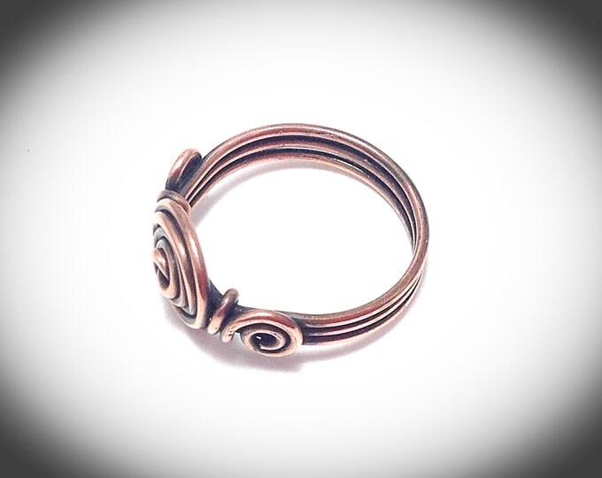 Copper wire triple band crescent ring