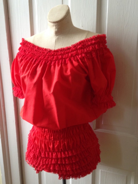 VINTAGE LINGERIE RED Lace ruffled pettipants and peasant Style