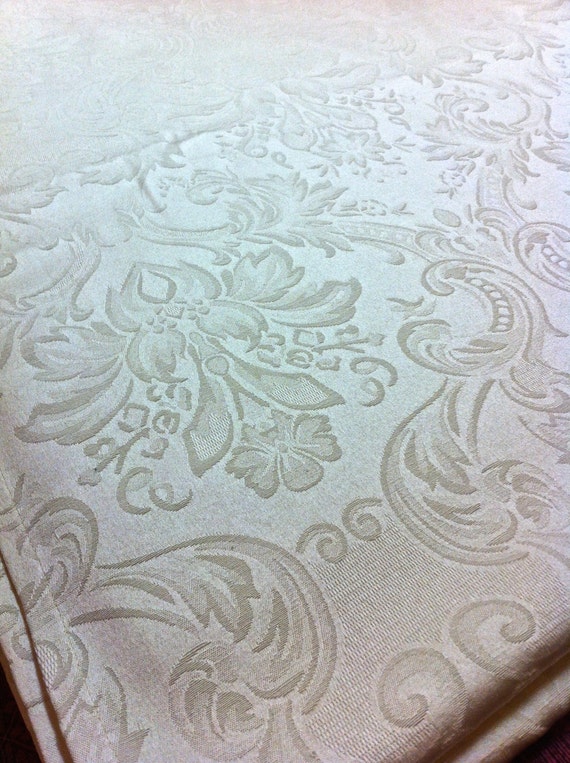 NEW Damask 60x100 Ivory Offwhite Traditional