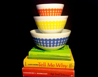 Pyrex Dot Bowls