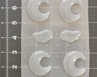 Crescent Moon Mold, Chibi Wing Mold, Resin Mold, Flexible Plastic Moon Mold, Phone Charm Mold, Decoden Moon Mold, Resin Supplies