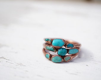 Turquoise Copper Ring / Raw Turquoise / Raw Stone Ring / Stacking Ring / Solitaire Ring / Copper Ring / Triple Stone Ring