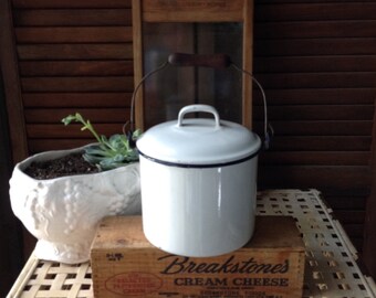 Vintage Enamel Pot Covered with Handle White with Blue Trim Shabby Cottage Chic Rustic Chippy Home Decor Farmhouse Decor