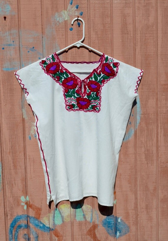 Mexican Blouse // Hand embroider Blouse // Bathing Suit Cover