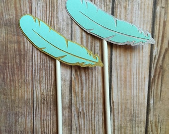Items similar to Peacock Feather Cupcake Wrappers, Dessert Table ...