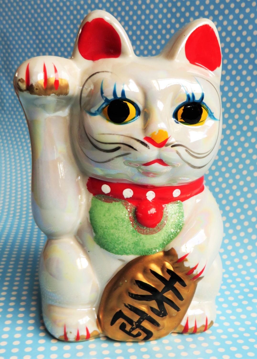 Japanese lucky cat money box hand painted in the 1960s